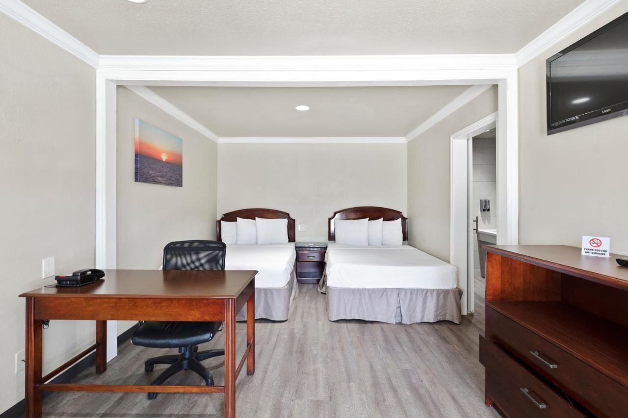 Le Blanc Inn & Suites El Monte Dış mekan fotoğraf