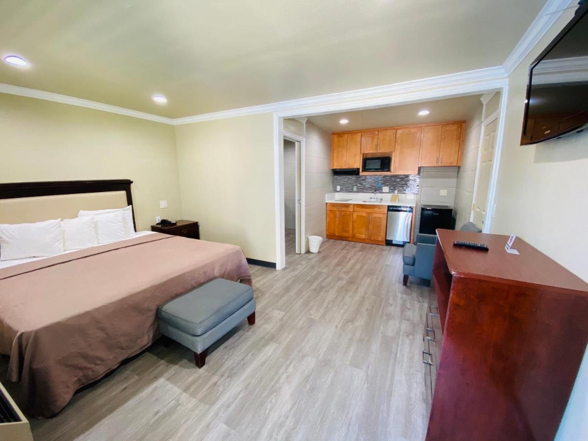 Le Blanc Inn & Suites El Monte Dış mekan fotoğraf